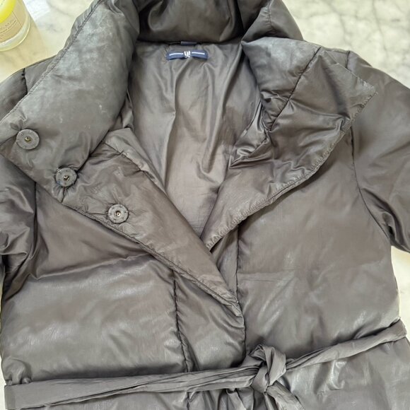 GAP Women’s Black Puffer Coat – Size M - Picture 4 of 4